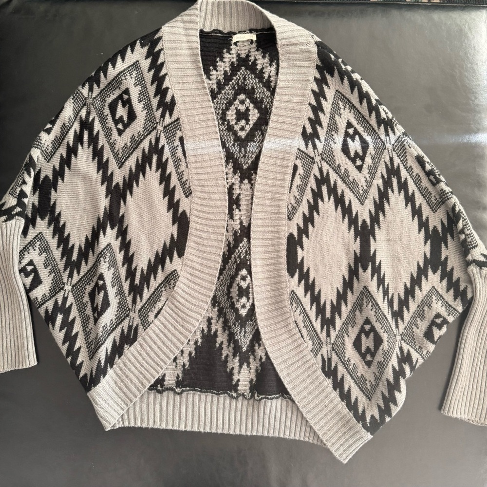 Western-Geo-Aztec Pattern Open Front Batwing Cardigan